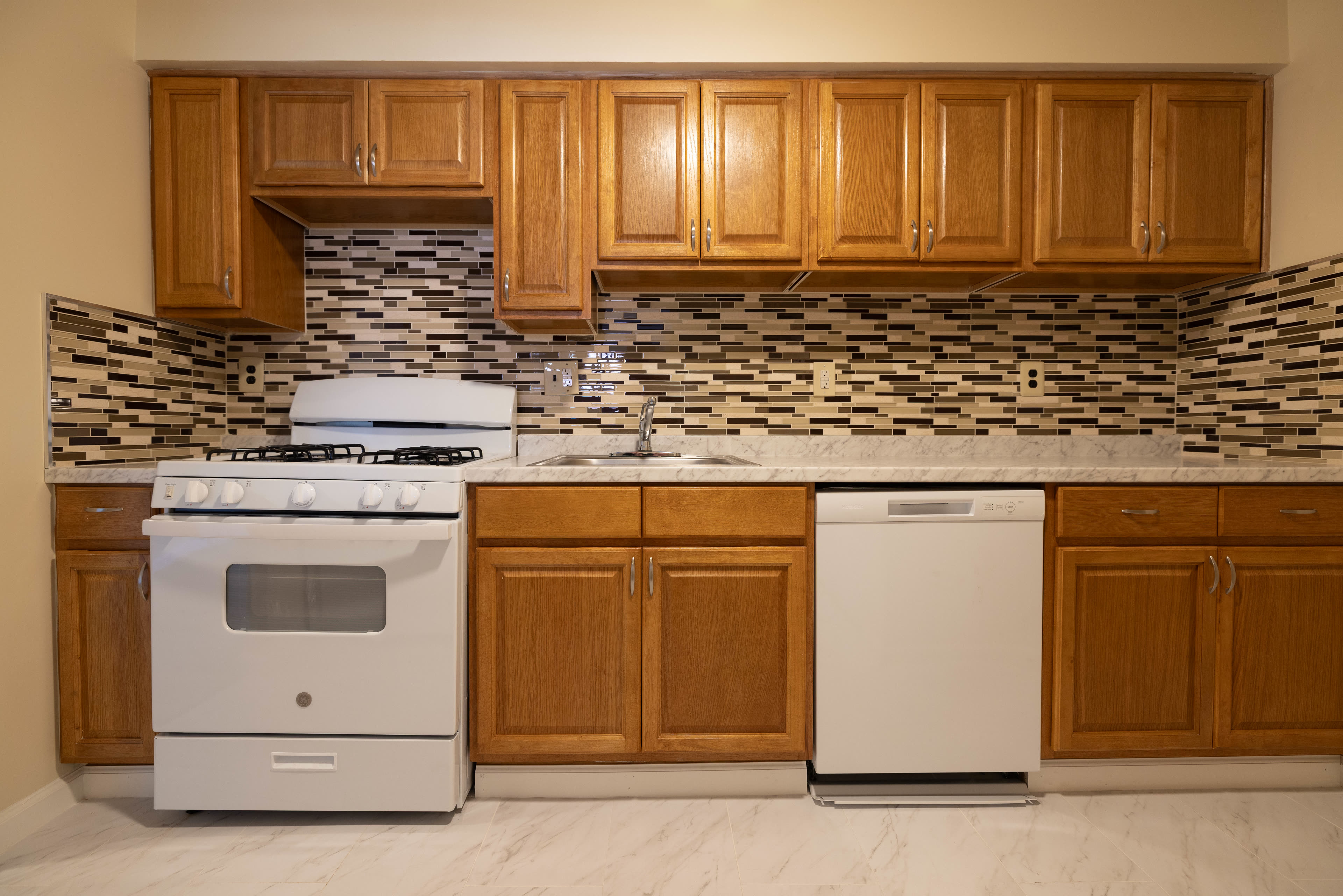 Updated kitchen with oak cabinets